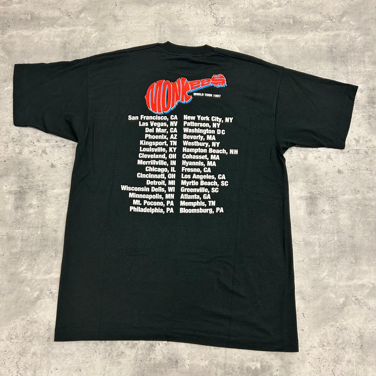 1997 The Monkees Band T-Shirt size XL